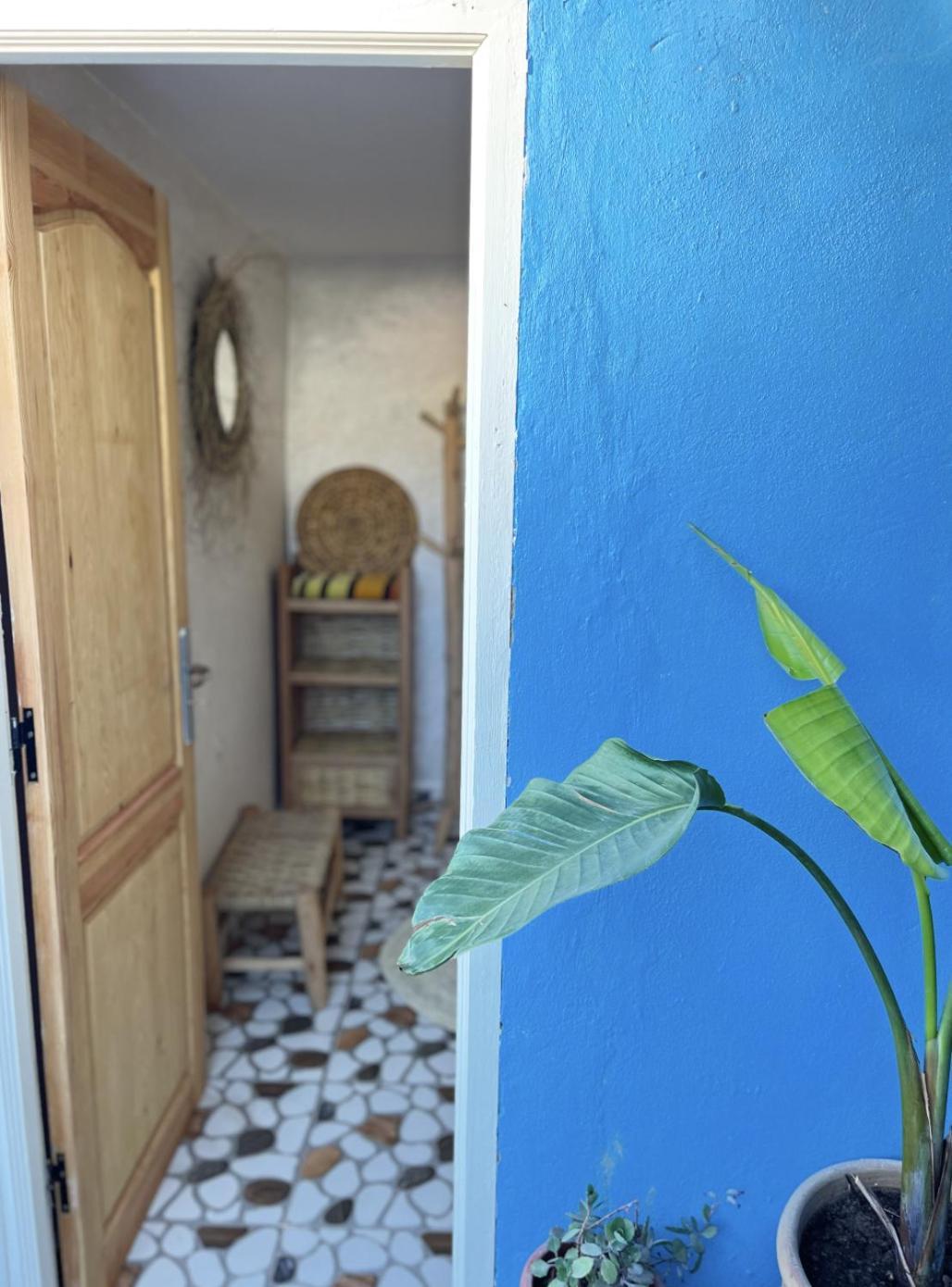 Bed and Breakfast Let Us Surf Tamraght Экстерьер фото